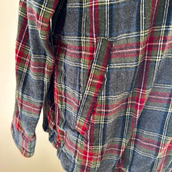 L.L. Bean Women's Scotch Plaid Flannel Shirt, Relaxed Zip Hoodie - Picture 3 of 14